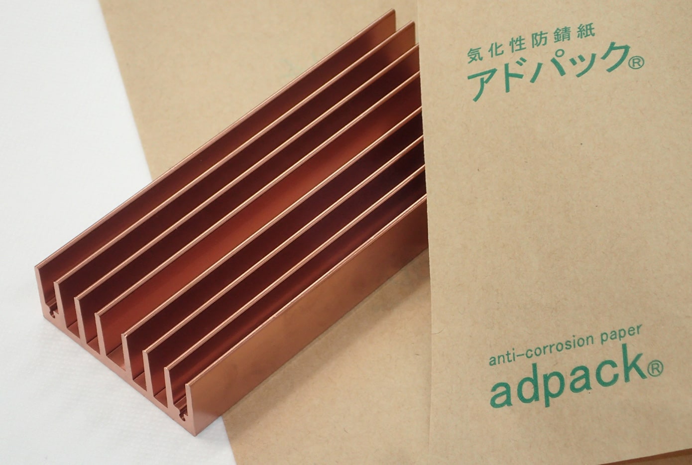 アドパックC（銅・銅合金用含浸タイプ）|金属製品の錆止めに効果的な気化性防錆紙【adpack】ならアドコート株式会社